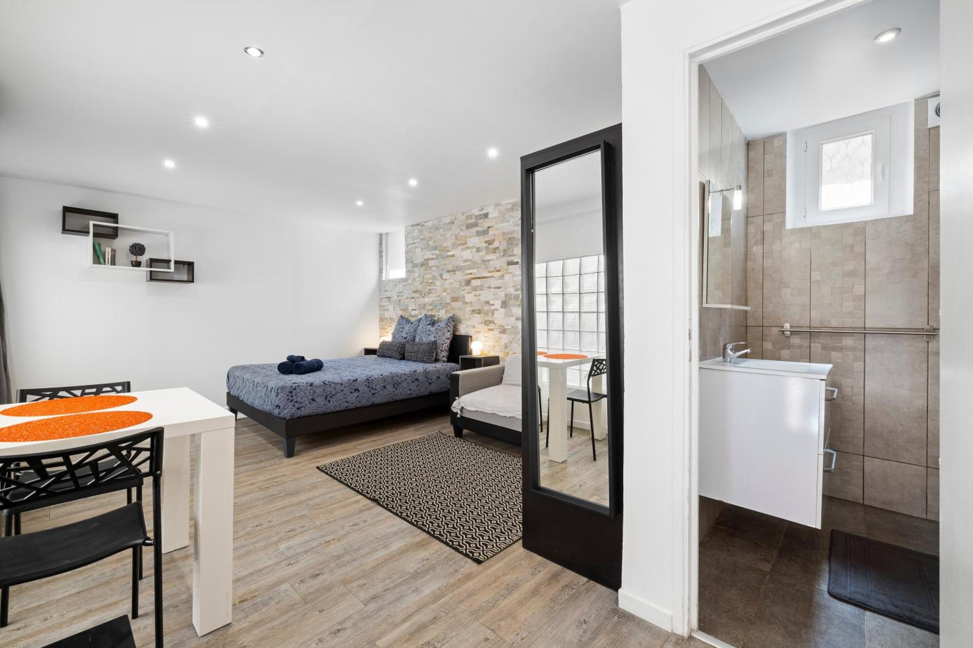Nice Renting - Penchienatti - Cosy Loft Industrial Style Apartment Exterior photo