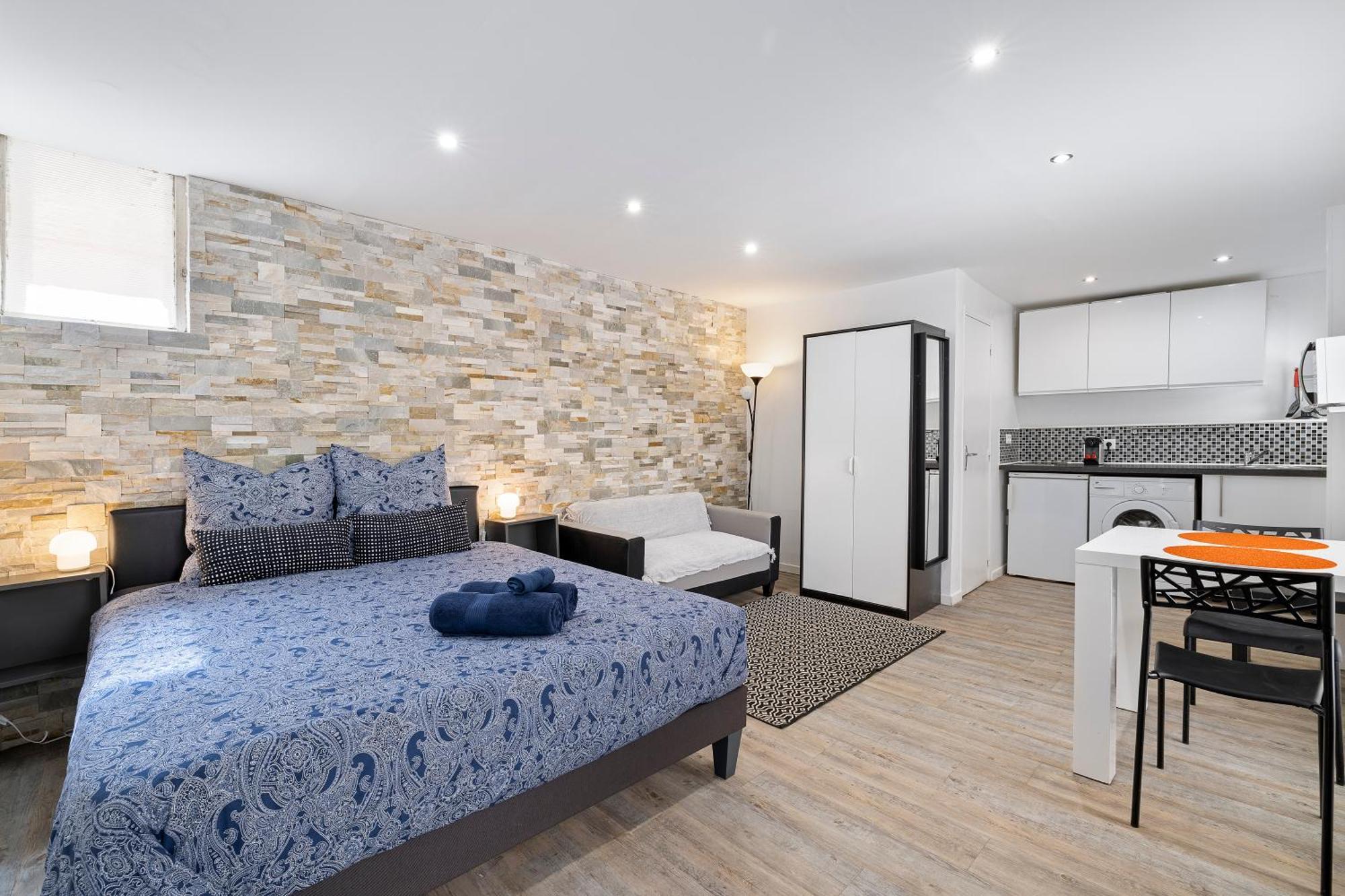 Nice Renting - Penchienatti - Cosy Loft Industrial Style Apartment Exterior photo